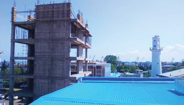 برج ساعت انزلی