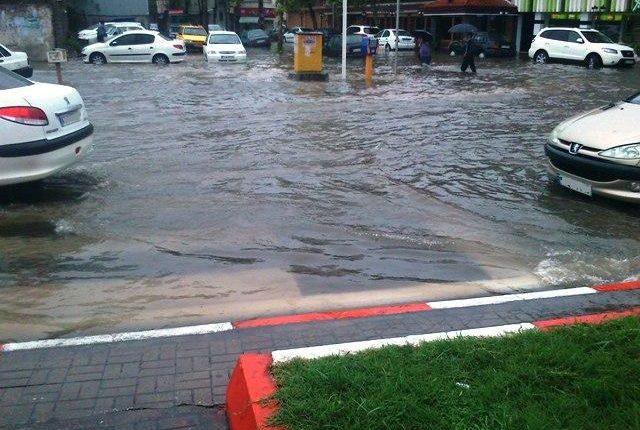 سیل در راه رشت